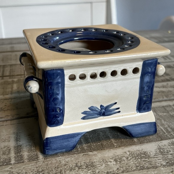 Double Handled Square Blue & White Tea Warmer with Cup Lid & Tea Light Holder - Picture 4 of 8